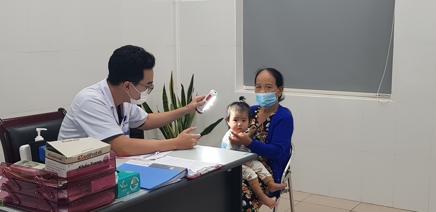 Thừa Thiên Huế Nhiều người dân đi khám vì kiến ba khoang gây viêm da