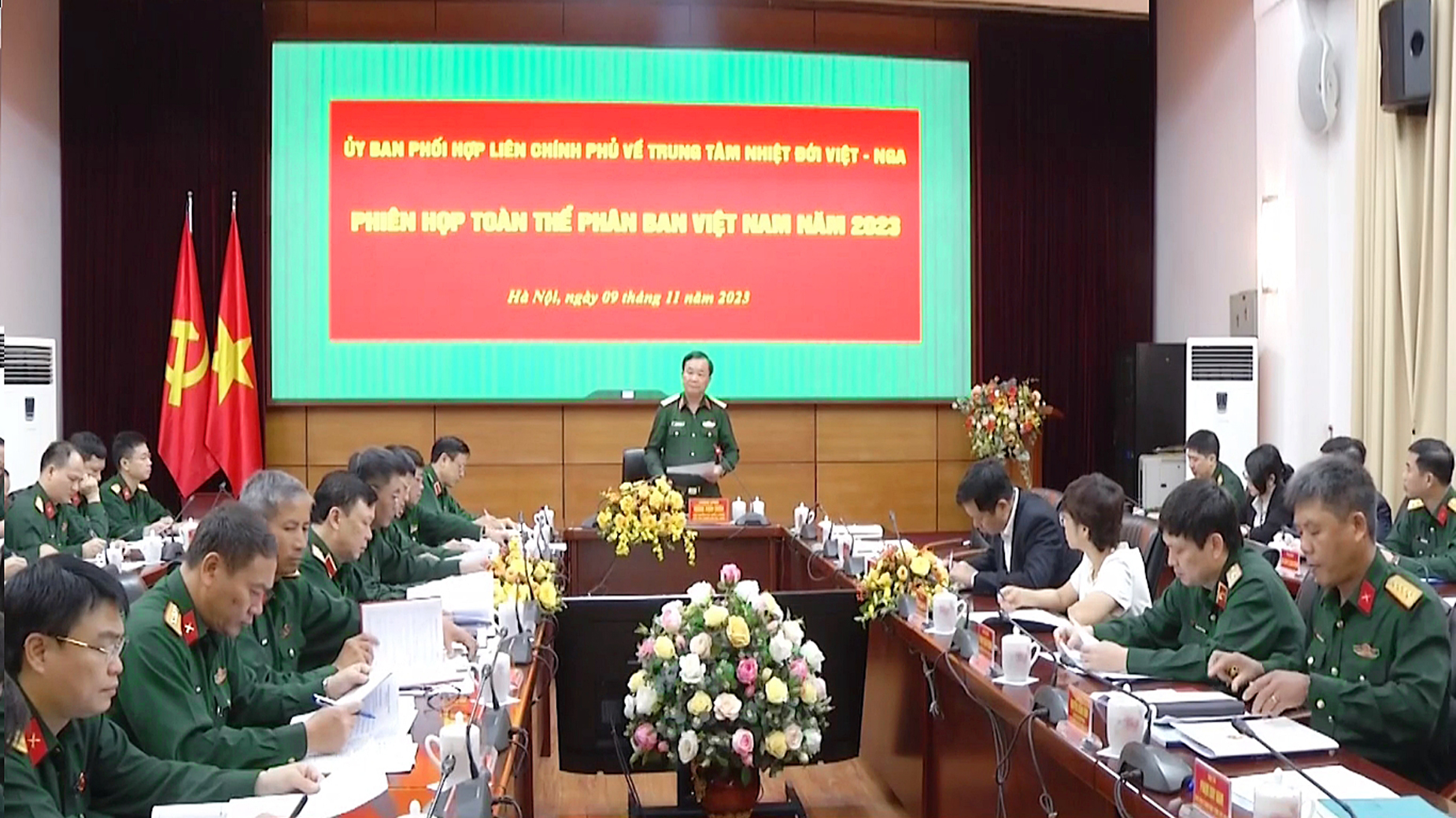 Đẩy mạnh các hoạt động nghiên cứu ứng dụng phục vụ quân sự, quốc phòng