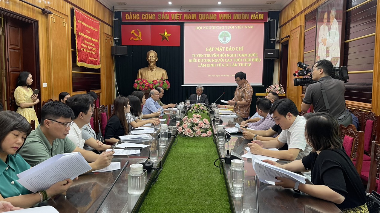 Hơn 600 đại biểu dự Hội nghị toàn quốc biểu dương người cao tuổi tiêu biểu làm kinh tế giỏi lần thứ IV