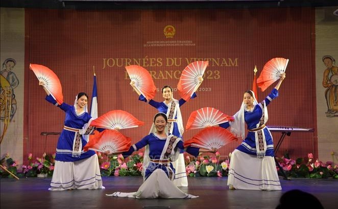 Ấn tượng chương trình Ngày Việt Nam tại Pháp