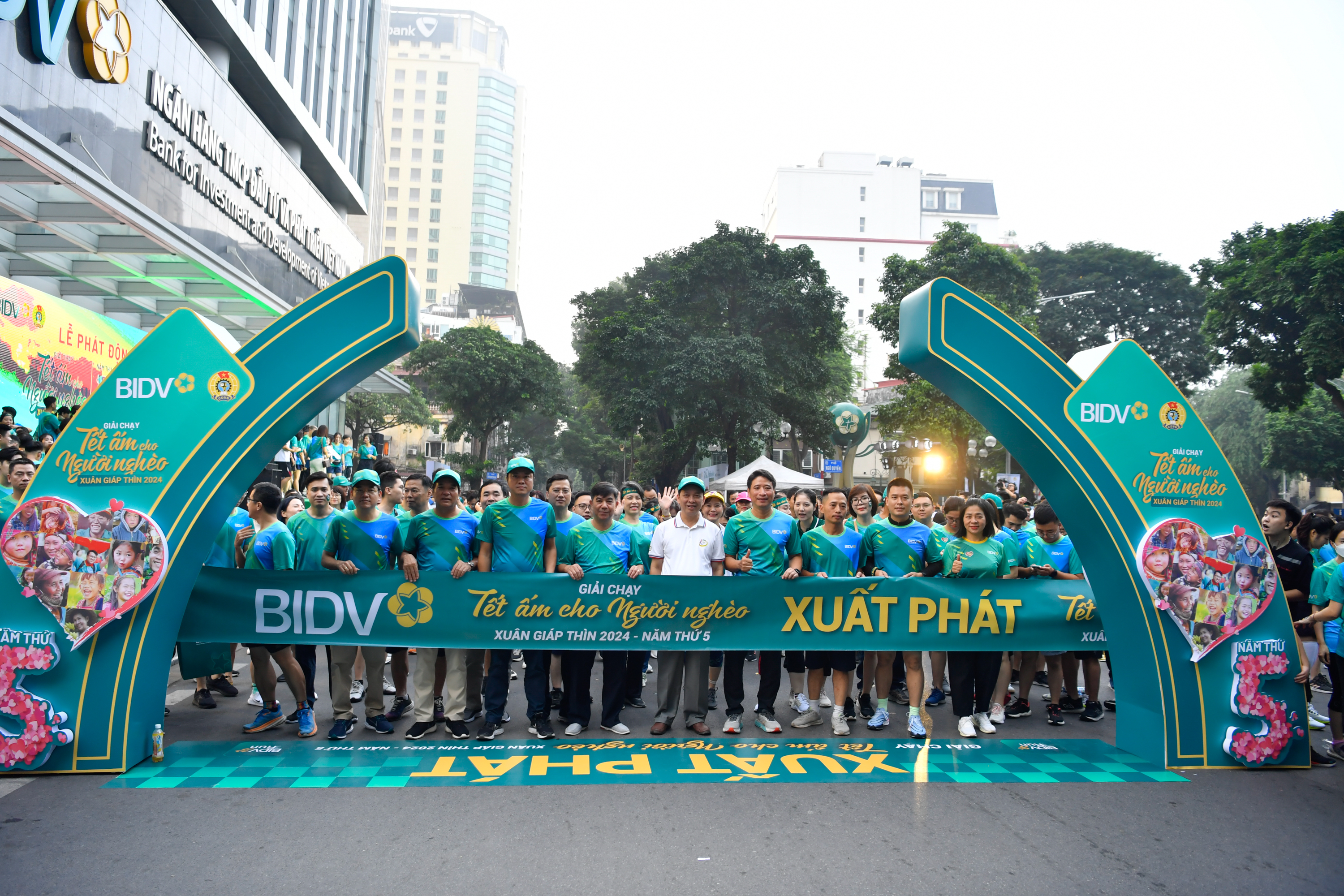 Gần 35 000 người hưởng ứng Giải chạy BIDVRUN - Tết ấm cho người nghèo