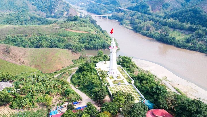 Lào Cai nỗ lực trở thành điểm sáng nơi địa đầu Tổ quốc