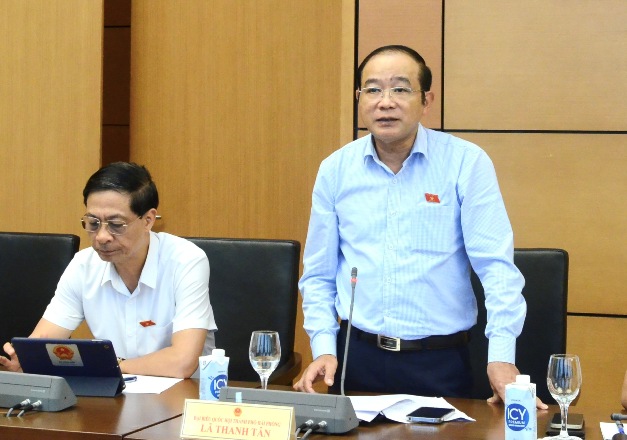 Cân nhắc quy định bắt buộc tất cả các phương tiện cơ giới phải có thiết bị giám sát hành trình
