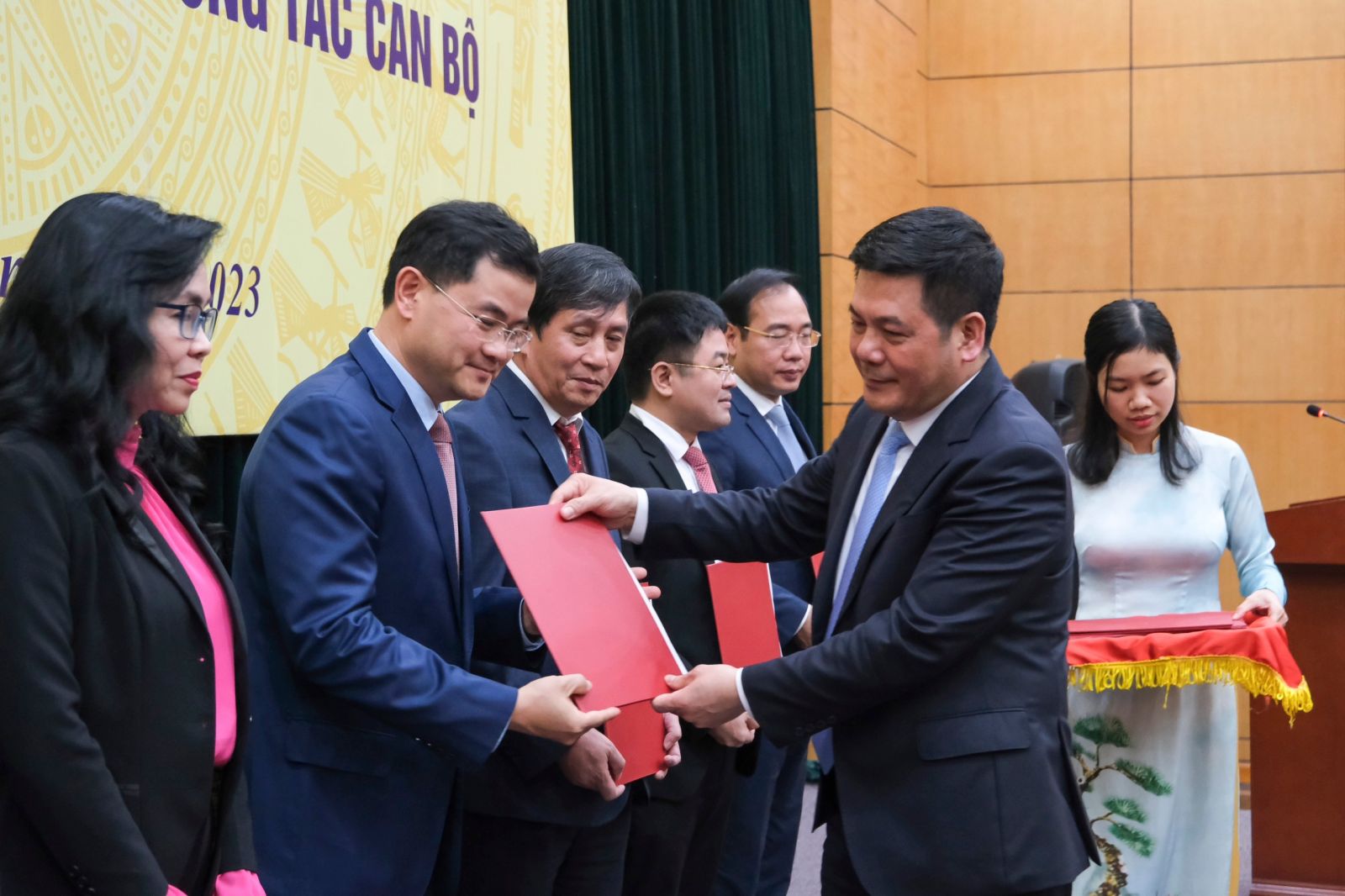 Bộ Công Thương Chú trọng công tác luân chuyển, điều động, sắp xếp cán bộ
