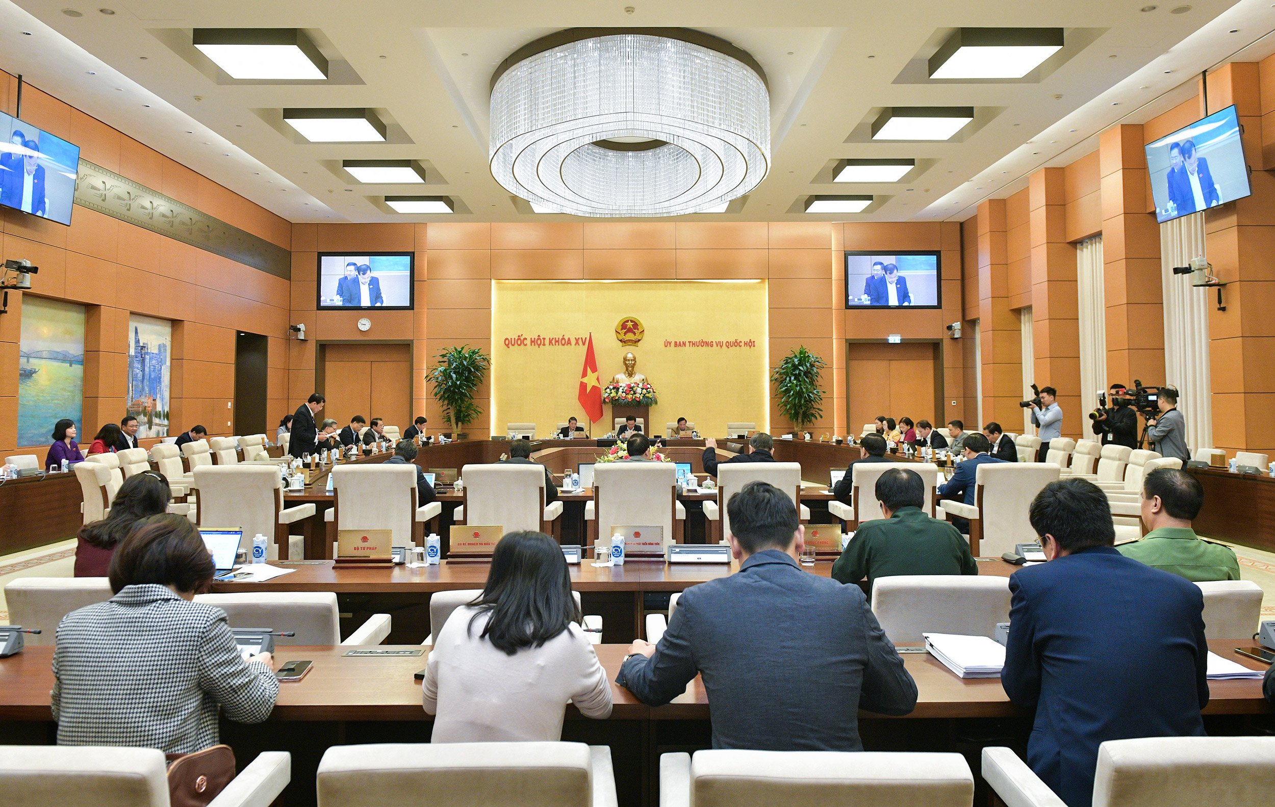 Quy định rõ độ tuổi lực lượng tham gia bảo vệ an ninh, trật tự ở cơ sở