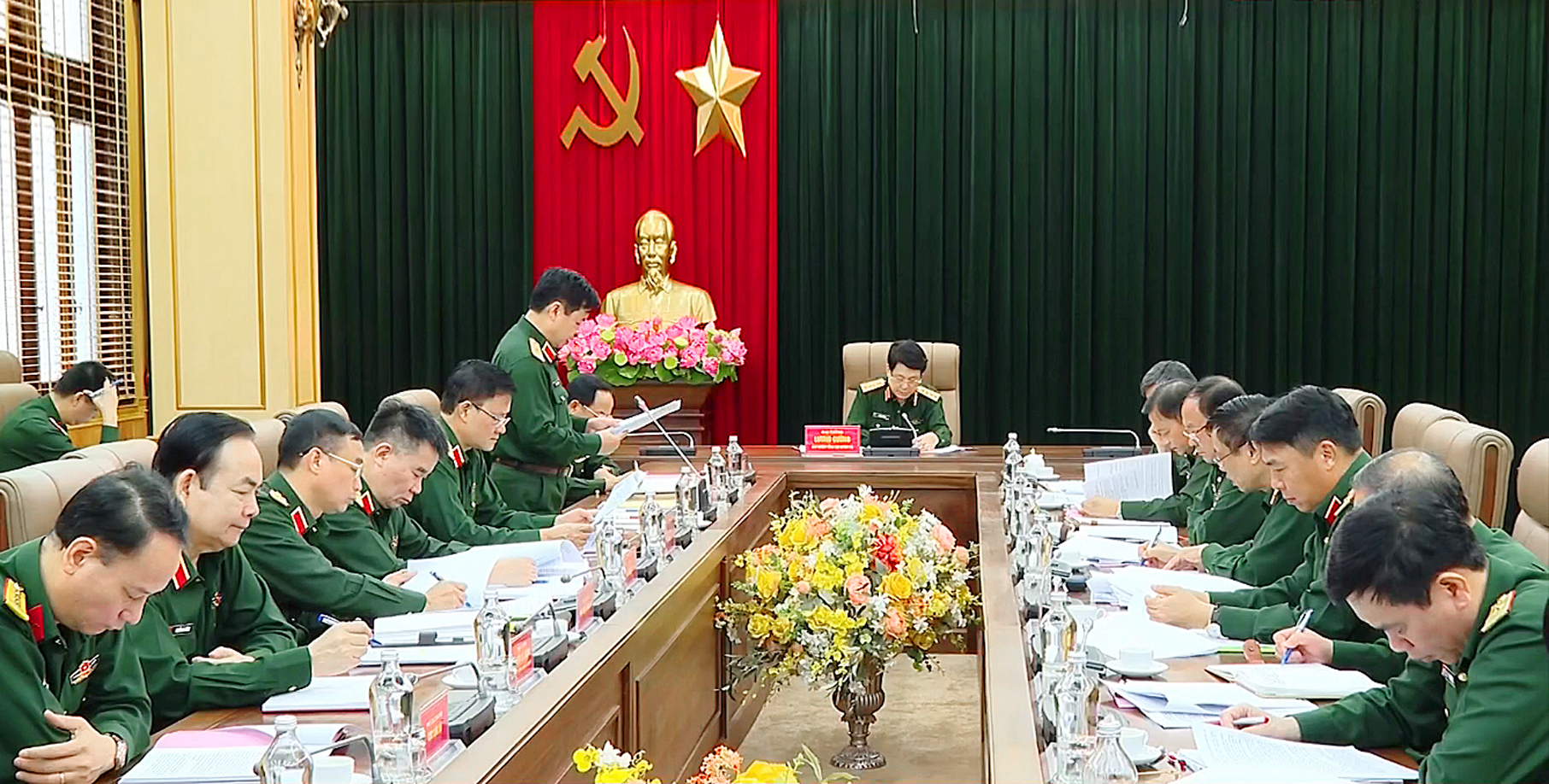 Xây dựng Đề án thu hút, trọng dụng nhân tài trong quân đội