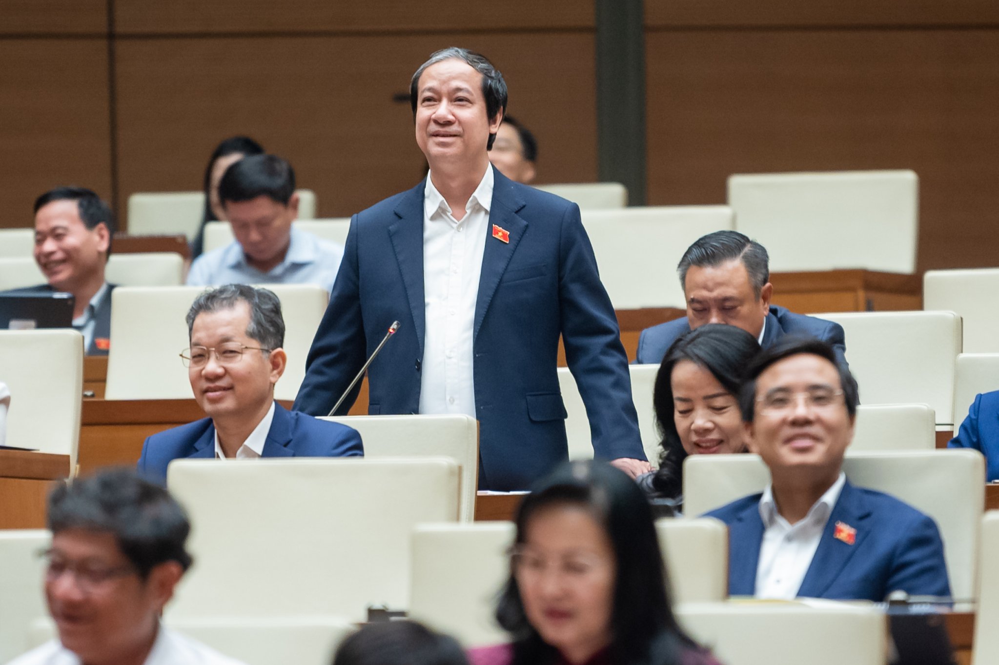 Cần đưa dạy thêm vào danh mục ngành nghề kinh doanh có điều kiện