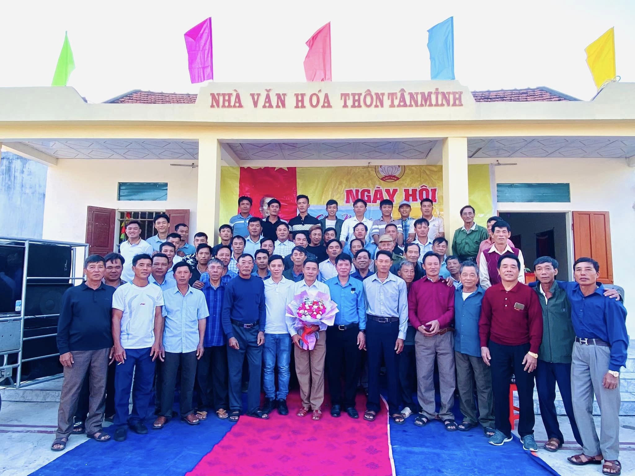 Quỳnh Lập Lễ Kỷ niệm Ngày Quốc tế nam giới với chủ đề Gánh cha