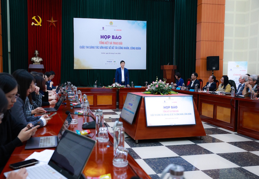 Gần 500 tác phẩm tham dự Cuộc thi sáng tác văn học về đề tài công nhân, công đoàn