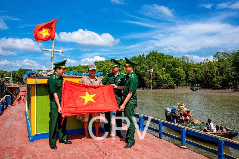 Bộ đội Biên phòng Cần Giờ xây dựng “thế trận lòng dân” vững chắc
