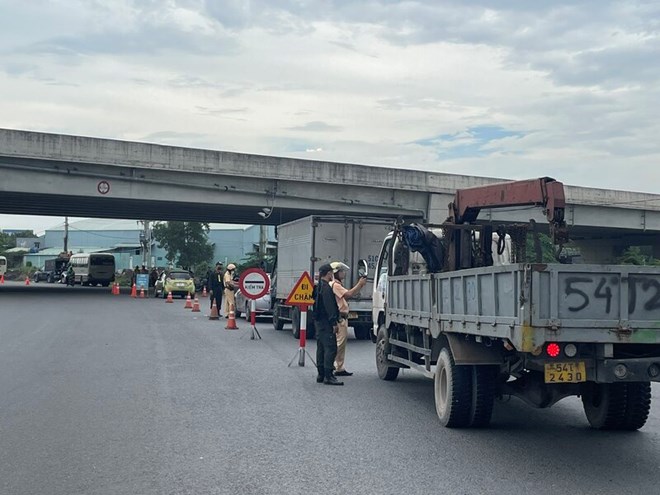 TP Hồ Chí Minh xử lý gần 300 trường hợp vi phạm nồng độ cồn trong 5 ngày đầu ra quân