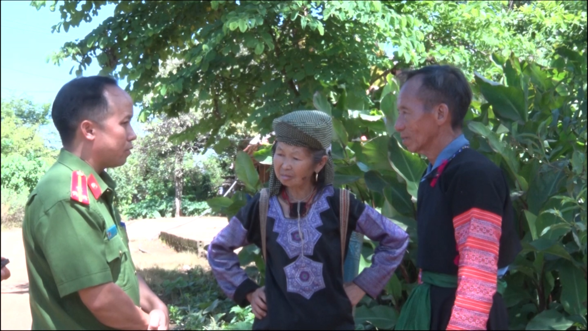 Người uy tín Sùng A Dếnh - Cây đại thụ ở Hang Kia