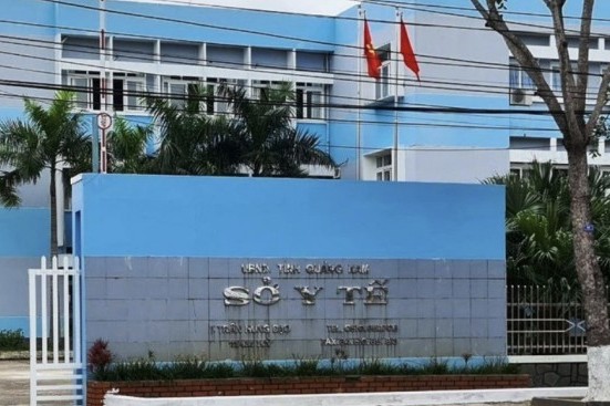 Ông Dương Ngọc Vinh thôi giữ chức Phó Giám đốc Sở Y tế tỉnh Quảng Nam