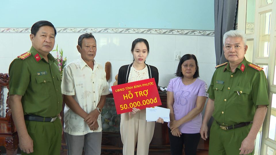 Bình Phước Trợ cấp đột xuất cho các công dân trực tiếp tham gia phòng, chống tội phạm