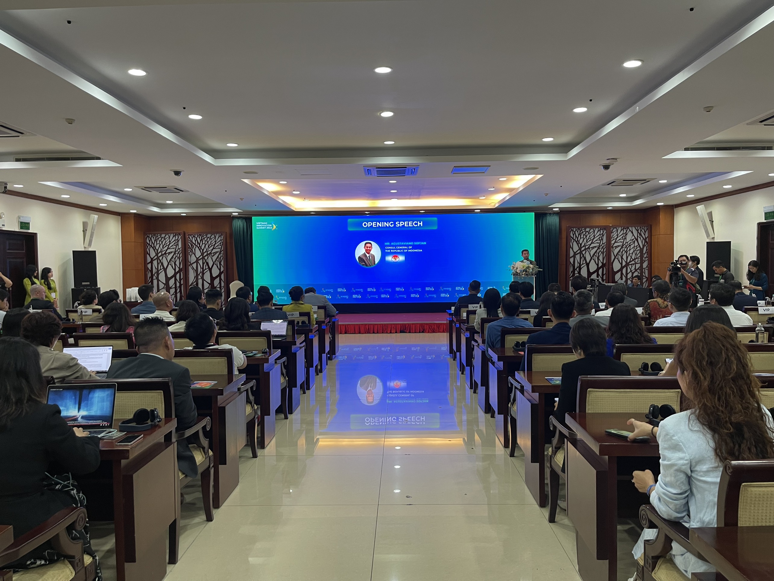 Các doanh nghiệp sản xuất và bán lẻ Việt trong cuộc đua đổi mới sáng tạo xanh