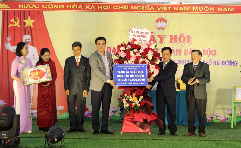 Tiếp tục phát huy dân chủ và sức mạnh khối đại đoàn kết toàn dân