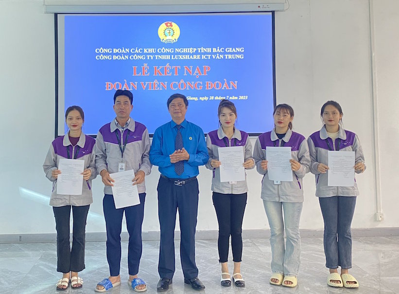 Bồi đắp thêm niềm tin của đoàn viên, người lao động đối với tổ chức công đoàn