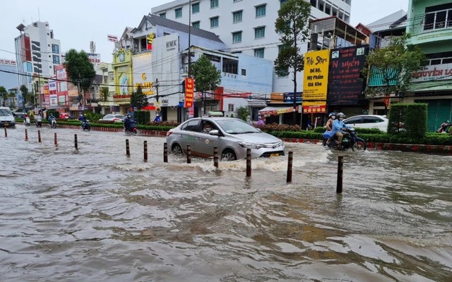 Cảnh báo triều cường khu vực ven biển phía Đông Nam Bộ