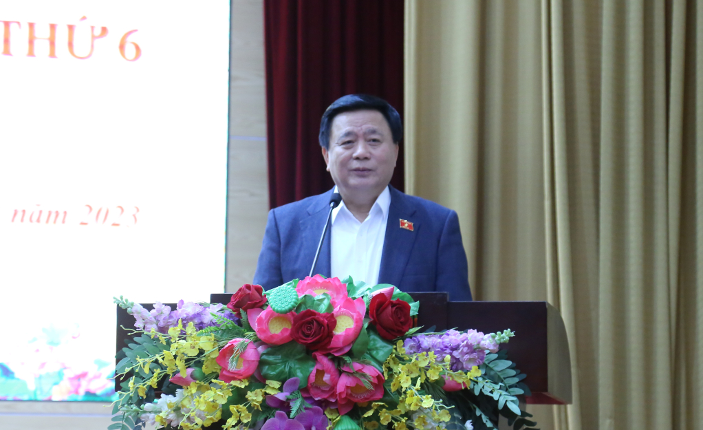Ủy viên Bộ Chính trị Nguyễn Xuân Thắng tiếp xúc cử tri tại Quảng Ninh