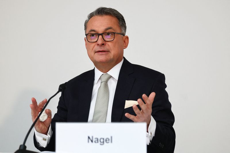 ECB Còn quá sớm để tuyên bố chiến thắng lạm phát