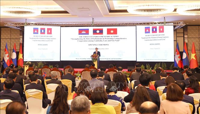 Khai mạc Hội nghị cấp cao Quốc hội ba nước Campuchia-Lào-Việt Nam lần thứ nhất