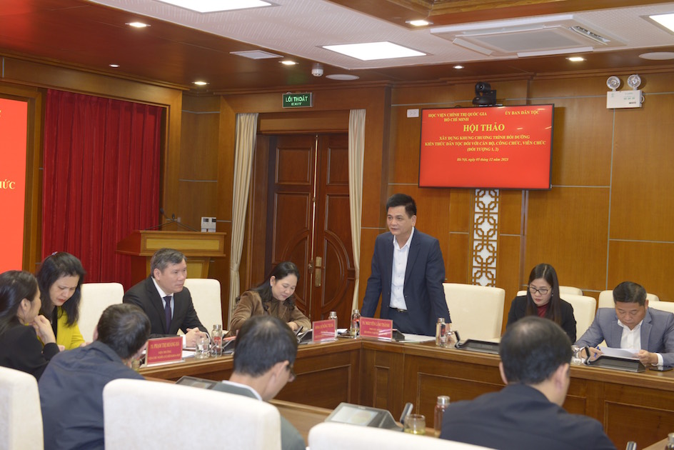 Xây dựng khung chương trình bồi dưỡng kiến thức dân tộc đối với cán bộ, công chức, viên chức