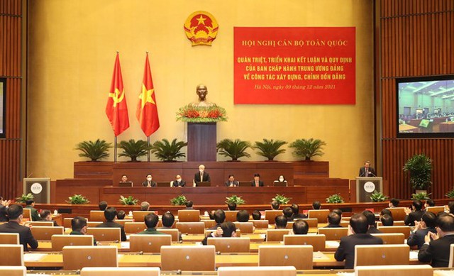 Gắn xây dựng, chỉnh đốn Đảng với xây dựng hệ thống chính trị
