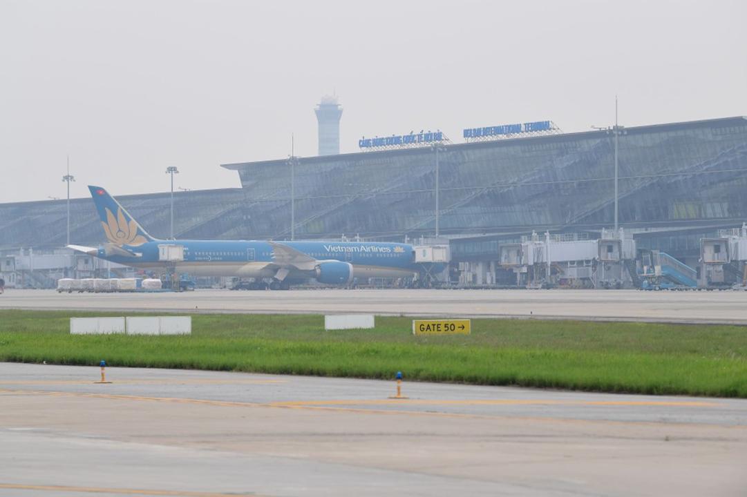 Nhiều chuyến bay tại Nội Bài không thể thực hiện theo kế hoạch do mây mù
