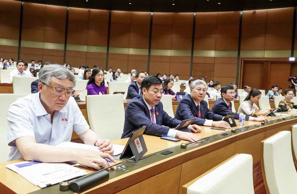 Ý chí hòa ý nguyện, quyện đúc những công trình Bài 3 - Thông cầu, thông đường, thông cơ chế