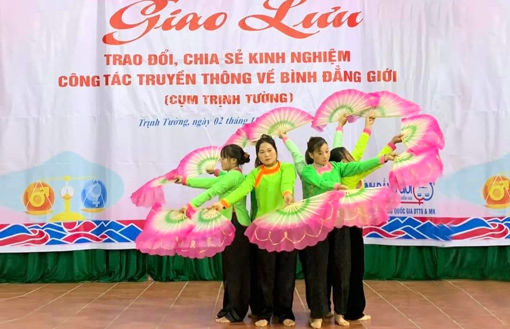 Nâng cao chất lượng truyền thông về bình đẳng giới ở Bát Xát