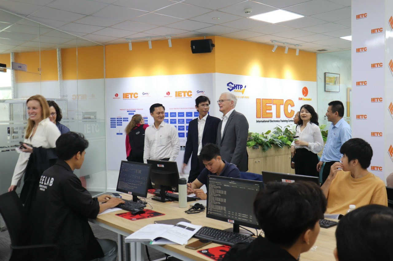 Mở ra triển vọng lớn trong hợp tác, phát triển ngành vi mạch bán dẫn