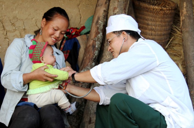 Cần có chính sách đặc thù chăm sóc sức khoẻ sinh sản cho phụ nữ dân tộc thiểu số