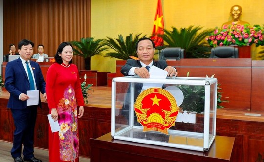 Hải Dương lấy phiếu tín nhiệm đối với 24 người giữ chức vụ
