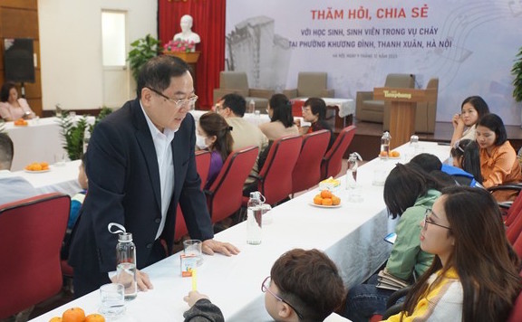 Hỗ trợ học sinh, sinh viên là nạn nhân vụ cháy chung cư mini Khương Hạ