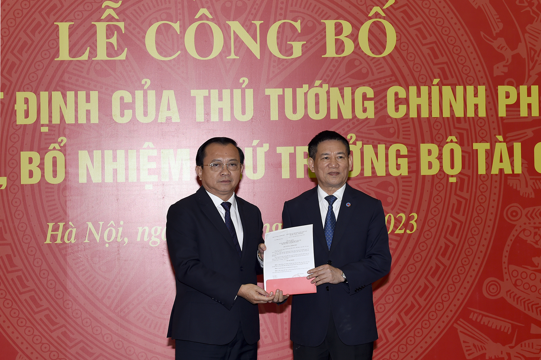 Công bố quyết định bổ nhiệm Thứ trưởng Bộ Tài chính Lê Tấn Cận
