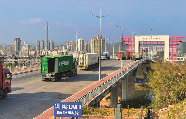 Từ 11 12, người dân, du khách được thông quan cửa khẩu Móng Cái và Bắc Luân II