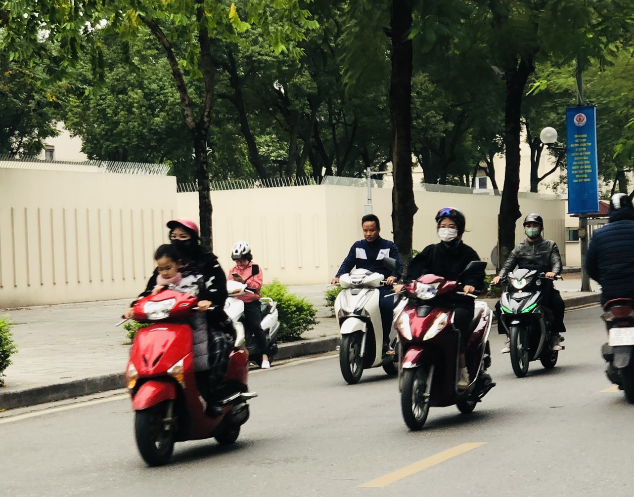 Bắc Bộ sáng sớm có sương mù, trưa chiều hửng nắng