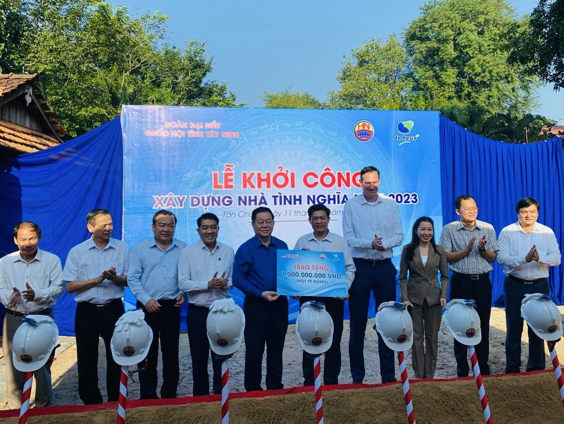 Đồng chí Nguyễn Trọng Nghĩa dự Lễ khởi công xây dựng nhà tình nghĩa tại Tây Ninh