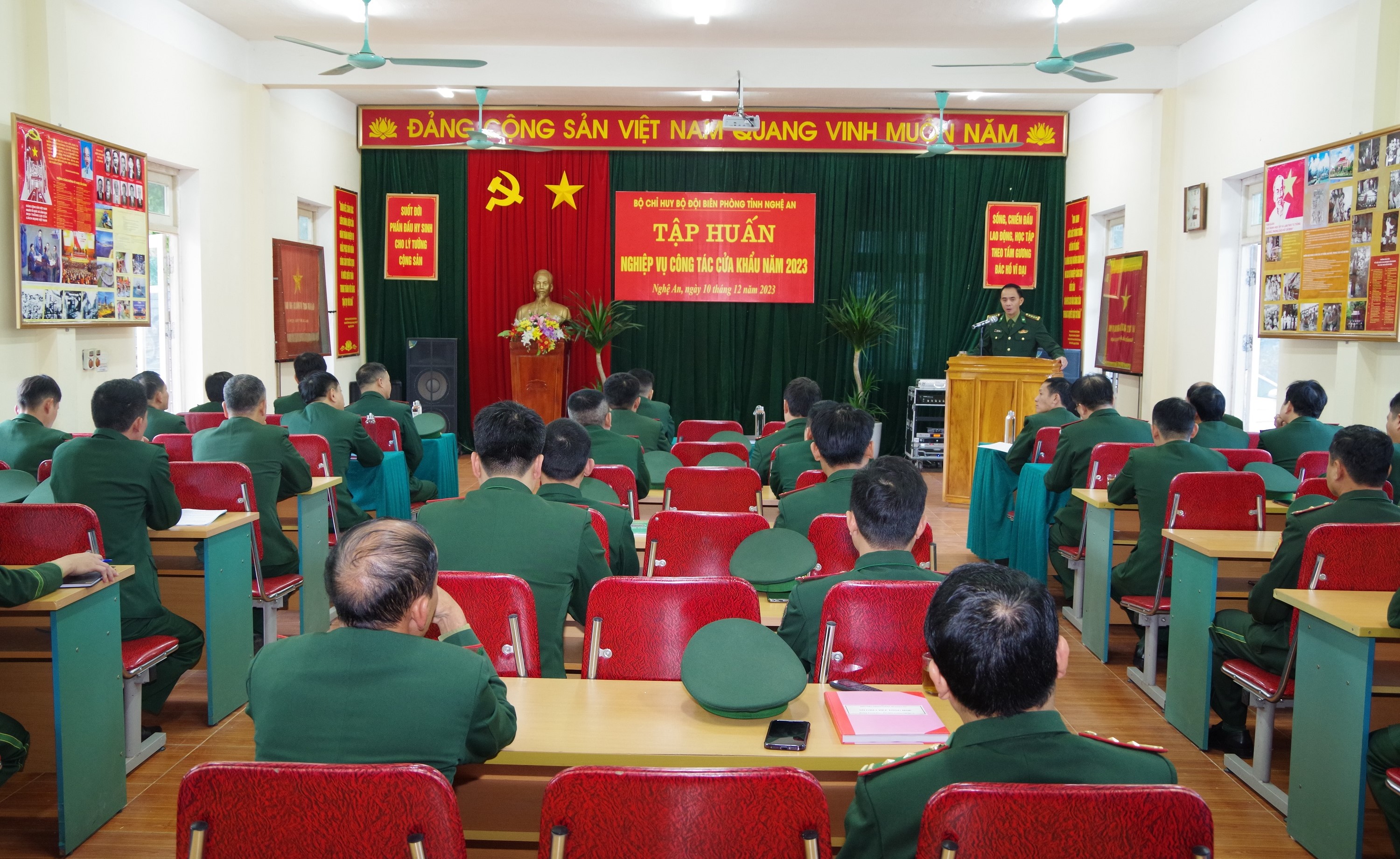 Tập huấn nghiệp vụ công tác cửa khẩu năm 2023