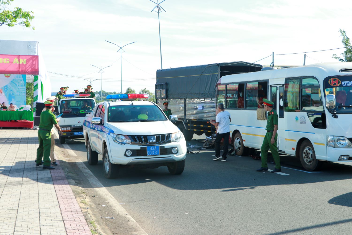 Diễn tập phương án cứu nạn, cứu hộ sự cố tai nạn giao thông