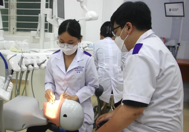 Từ năm 2024, nhiều ngành học khối Sức khỏe được miễn toàn bộ học phí