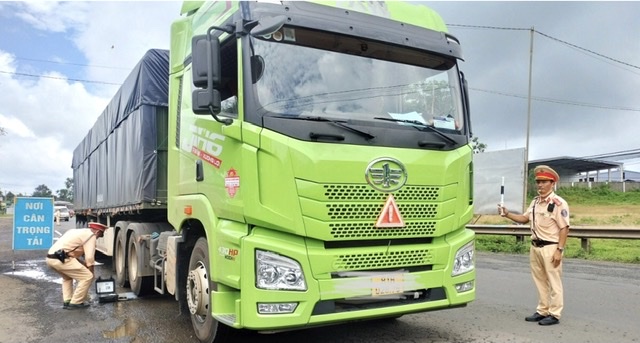 Đắk Nông bảo đảm trật tự ATGT dịp Tết Nguyên đán và Lễ hội Xuân 2024 trên địa bàn tỉnh