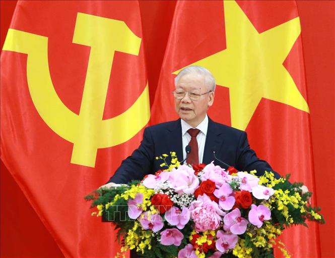 Các nhân sĩ và thanh niên hai nước sẽ tiếp tục đóng góp tích cực vào những nỗ lực chung để phát triển quan hệ Việt - Trung vững chắc