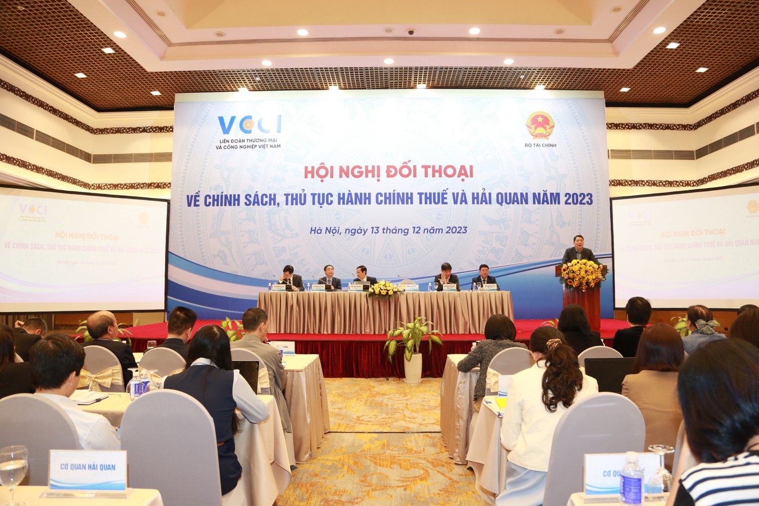Gỡ vướng cho doanh nghiệp về chính sách thuế, hải quan