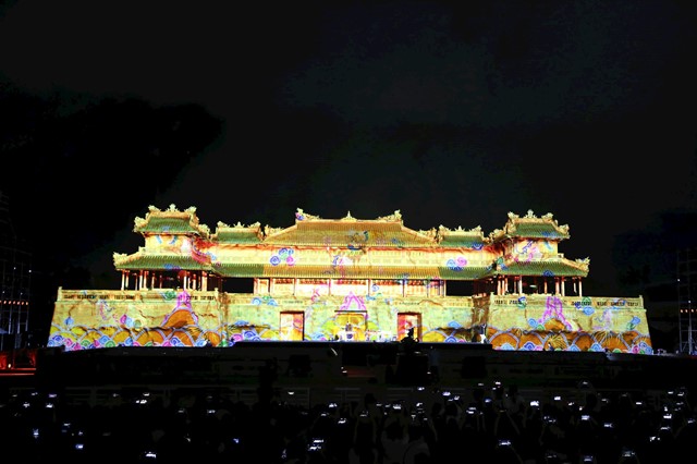 Dấu ấn hợp tác Pháp - Việt với chương trình đặc biệt Huế by Light - The live show