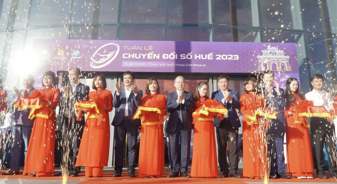 Thừa Thiên Huế Công nghệ thông tin, dữ liệu số giải quyết những bài toán “hóc búa” trong phát triển kinh tế - xã hội