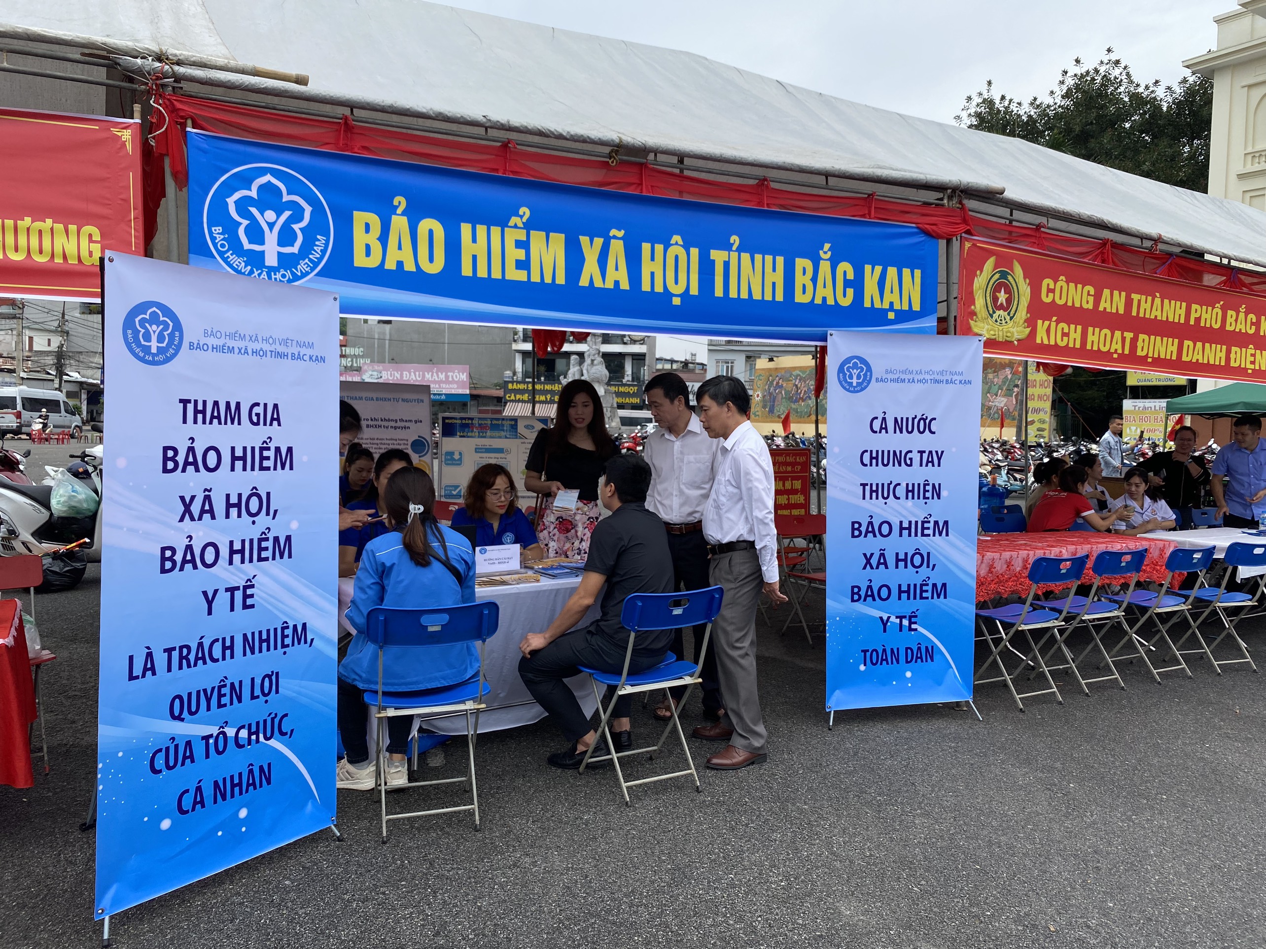 Bảo hiểm xã hội tỉnh Bắc Kạn hưởng ứng Ngày hội chuyển đổi số