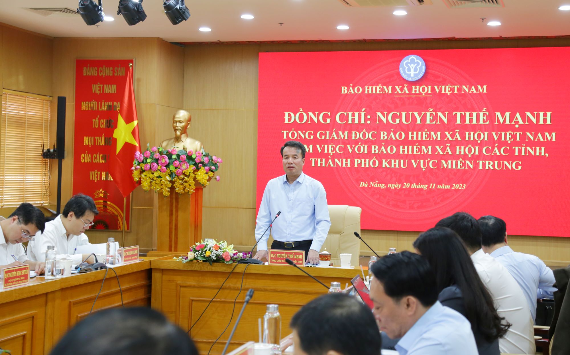 Toàn Ngành Bảo hiểm xã hội không ngừng nỗ lực, hoàn thành trách nhiệm đảm bảo an sinh xã hội cho người dân