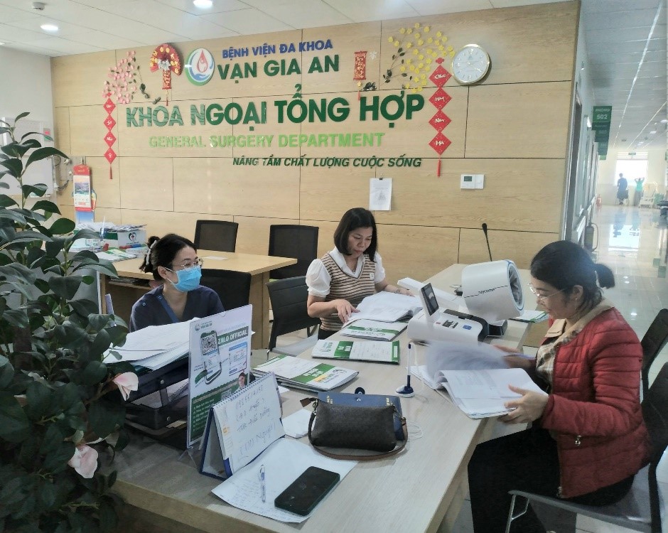 Kon Tum Tăng cường giải pháp kiểm soát chặt chẽ chi phí khám chữa bệnh bảo hiểm y tế