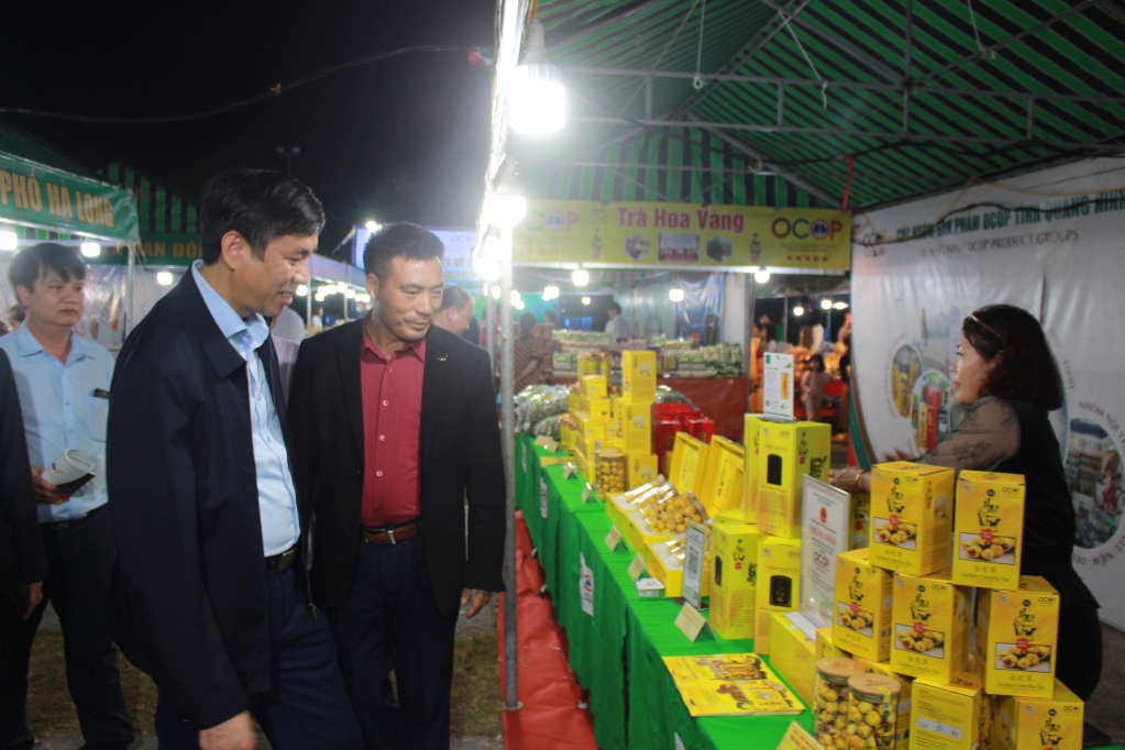 Tuần hàng Việt về huyện Đầm Hà năm 2023